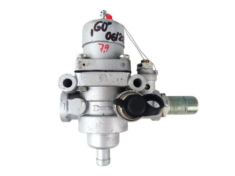 Združen&yacute; regul&aacute;tor tlaku 4455 repas (star&yacute; kus treba najprv dodať)