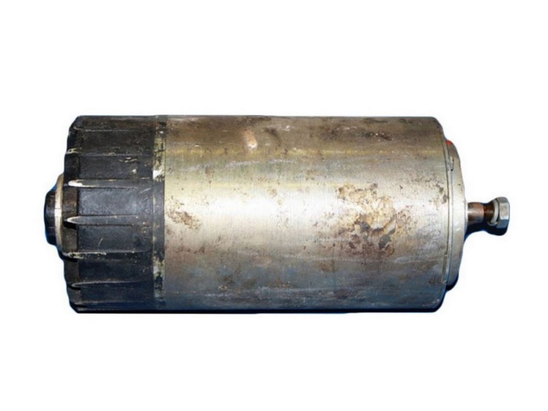 Altern&aacute;tor vodotesn&yacute; 24V/30A Tatra T813