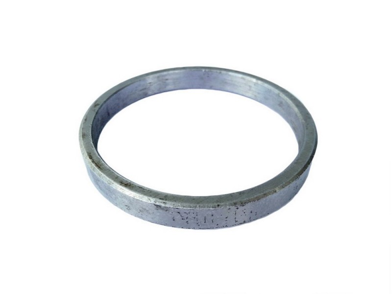 Spacer ring of the front axle PV3S