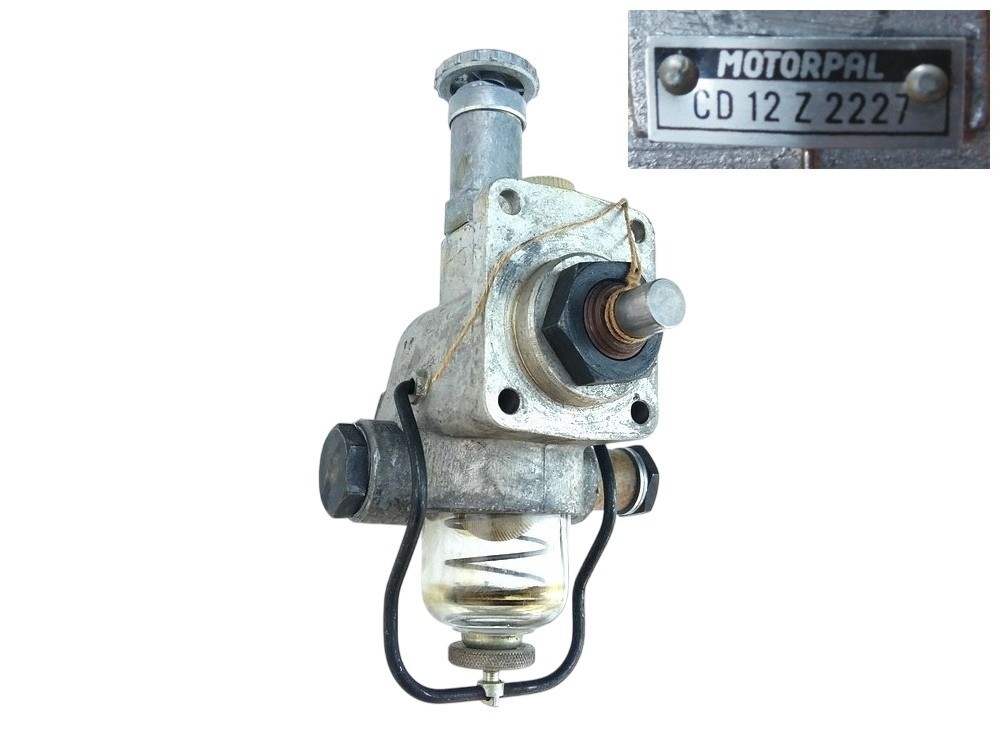 Čerpadlo pod&aacute;vacie CD12Z-2227 Tatra T138, kombajn ŽM 330