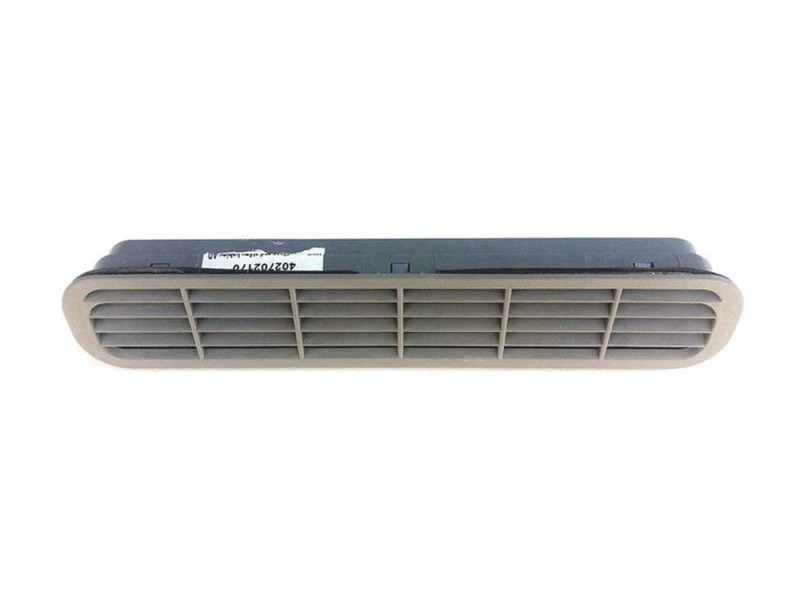 Mriežka ventil&aacute;cie zadnej steny kab&iacute;ny Avia D100