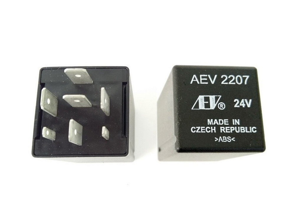 Rel&eacute; zadn&yacute;ch hmloviek AEV 2207 Avia D100