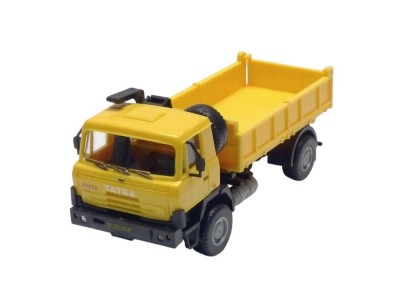 Automodel Tatra T815 4x4 valn&iacute;k, mierka: 1:87, IGRA, farba: žlt&aacute;