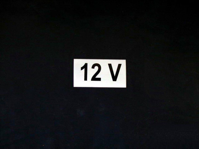 Samolepka nap&auml;tie 12V