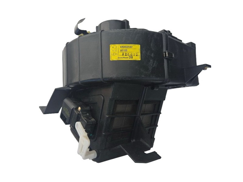 Ventil&aacute;tor k&uacute;renia s elektromotorčekom Avia D100